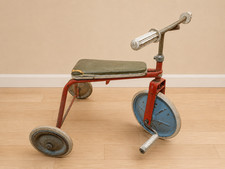 Wisa-Gloria Children's Tricycle 1950s Vintage Pedal Toy Ride-On