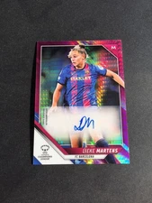 2021-22 Topps Chrome Lieke Martens Autograph Pink Prism 111/150 Barcelona PSG