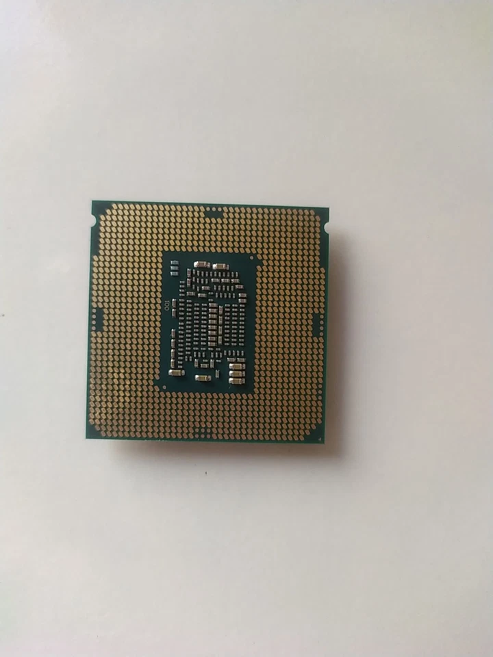 Intel Celeron G4900 - Imagen 2 de 2