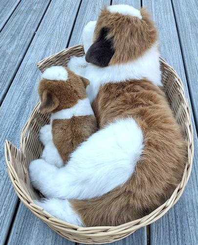 RARE E&J Prima Classic Collection St Bernard Plush Dog w/Puppy in Wicker Basket - Picture 6 of 8