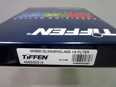 Tiffen 4 x 5.65'' Glimmerglass 1/4 Filter 4565GG14 - Softens Skin Details