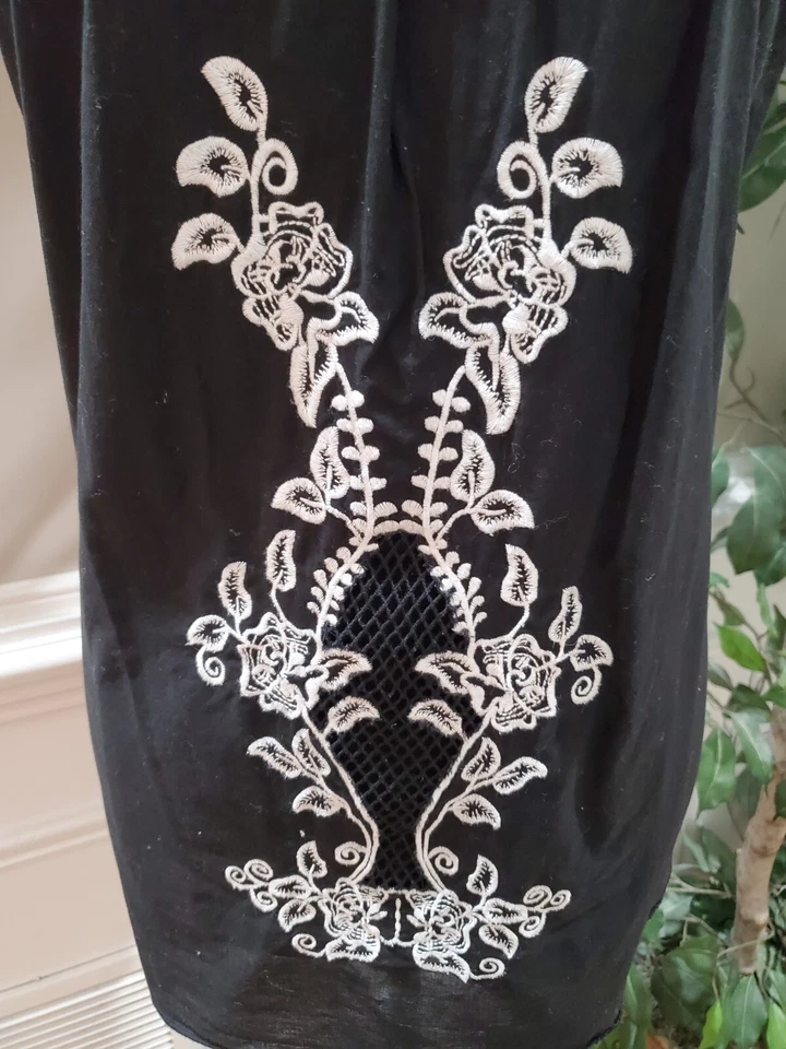 John Paul Richard Embroidered Black 100% Cotton Short Sleeve Top Blouse Size XL - Image 4 of 4