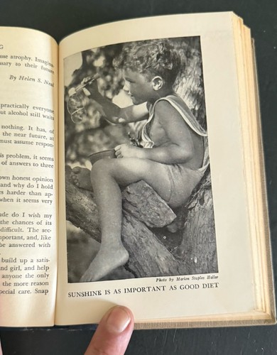 The Mother's Encyclopedia in Six Volumes (Volume Two) 1950 Hardcover Parenting - Picture 10 of 13