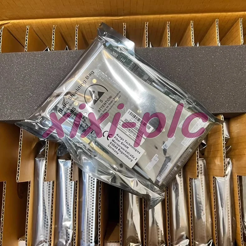 New Lenovo ThinkSystem 930-24i 4GB Flash PCIe x8 RAID Adapter FRU P/N: 01KN509 - Image 3 of 4