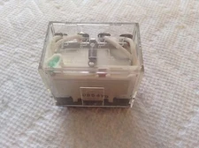 Omron LYY4N-D2 24VDC Relay