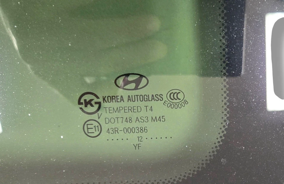 2011-2014 Hyundai Sonata HYBRIDPanoramic Sliding Sunroof Glass Tinted OEM - Image 3 of 4