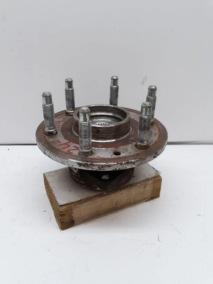 Cubo dianteiro AWD compatível com 07-14 ESCALADE 82205 - Imagem 4 de 4