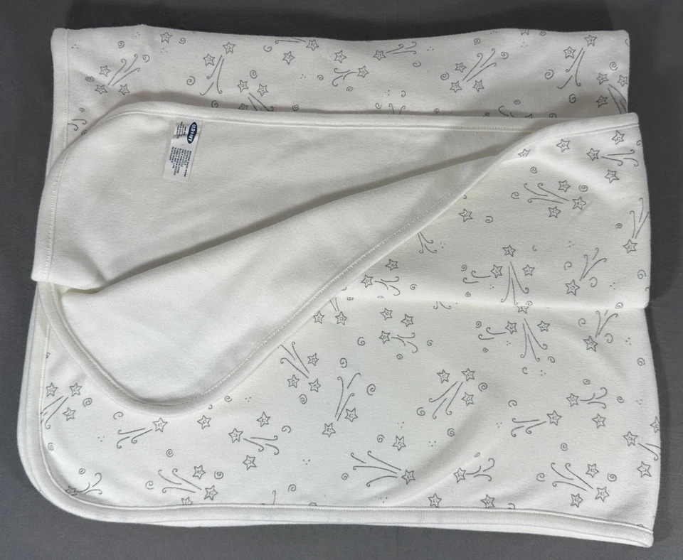Old Navy Shooting Star Knit Receiving Blanket White Gray Newborn One Size - Image 4 of 4