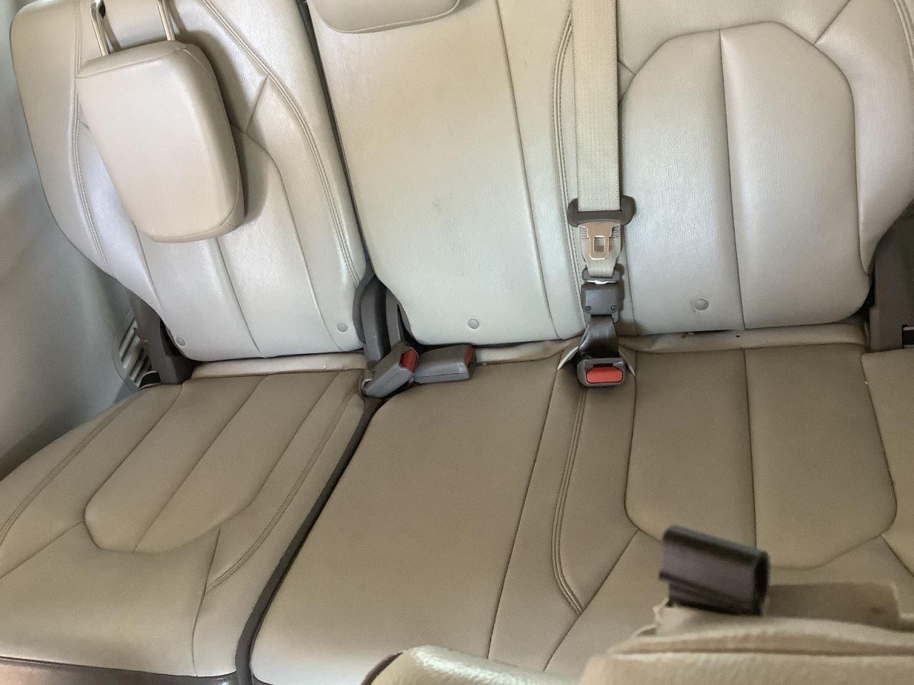 PACIFICA  2017 Glove Box 4628344 thumbnail 24