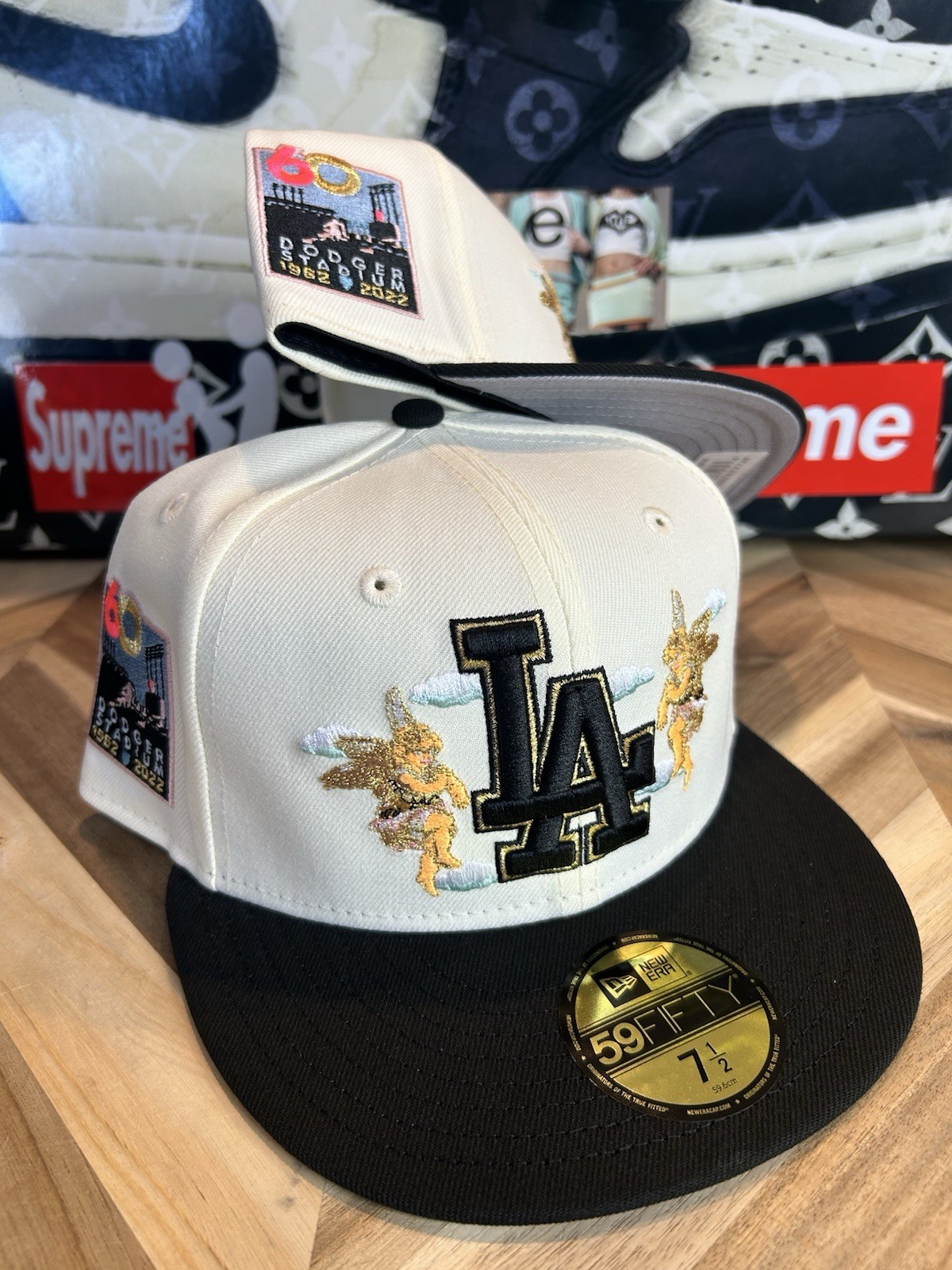 New Era Los Angeles Dodgers LA Angels Metallic Chrome Dome 7 1/2 Sold Out Rare