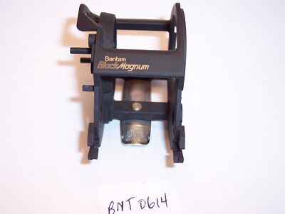 Plaque Latérale Droite Shimano Bantam Magnum BKM200 – Pièce Détachée Neuve NOS #BNT0592