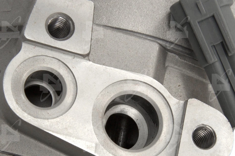 Compresor de aire acondicionado para Chevy Silverado/GMC Sierra 1500 2500 2012 2013 Foto 2 de 4