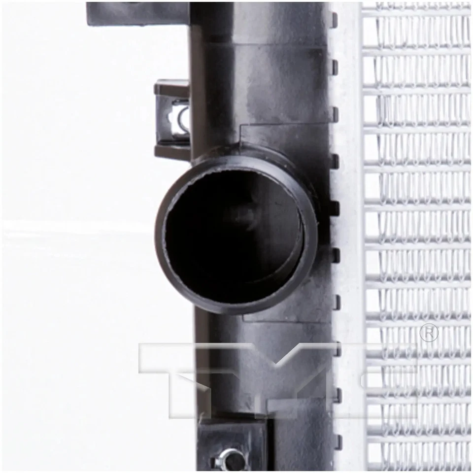 Conjunto de radiador TYC 2702 para 04-06 Chrysler Pacifica Foto 4 de 4