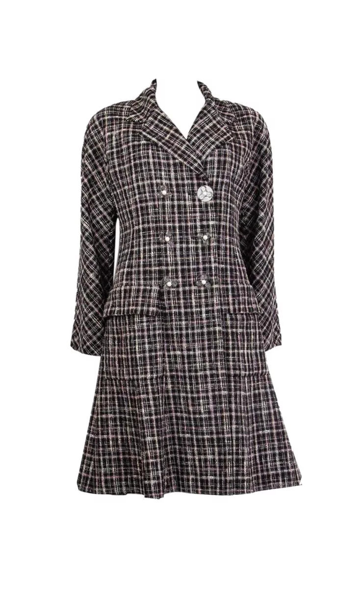 Chanel store coats 2018