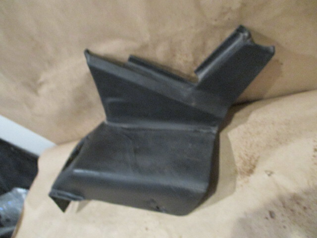 Ferrari Mondial QV - RH Rear Armrest - P/N 61232200