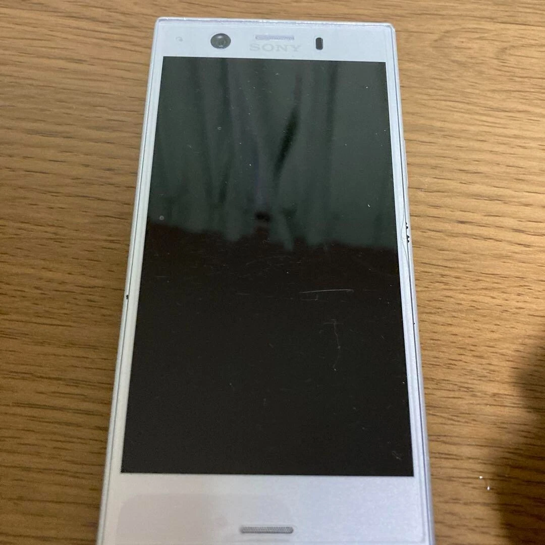 Sony Xperia XZ1 Compact SO-02K White/Silver Unlocked Smartphone Japan Used