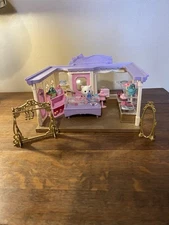 Calico Critters Boutique With Boutique Fashion Set And Box