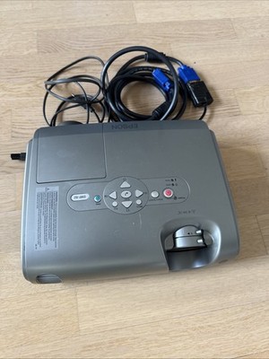 Epson Beamer Emp-82 LCD-Projektor