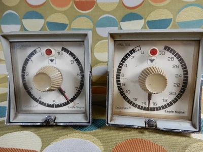 Eagle Signal Cycle-Flex Timers (2) For Parts/Repair - Untested - Image 1 of 4