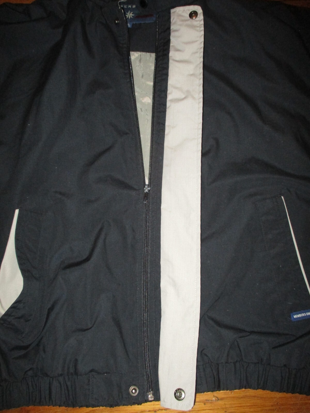 Picture 9 of 16