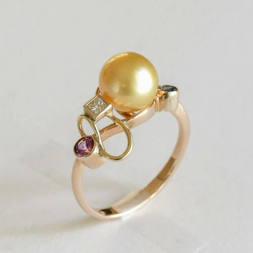 Gold Sapphire Fine Rings