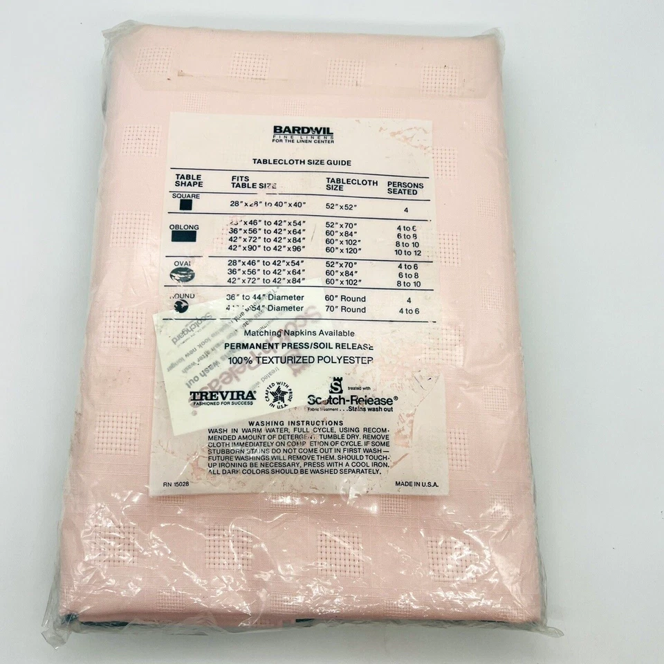 Vtg Bardwil Linens Pink Tablecloth 4 Napkins & Rings 60" x 84" Oblong NIB - Image 4 of 4
