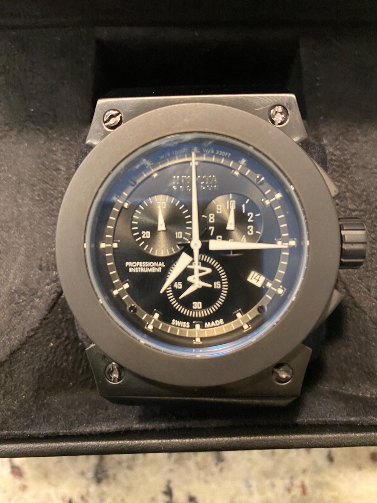 Invicta Akula Reserve Swiss Made Men's Watch 12016