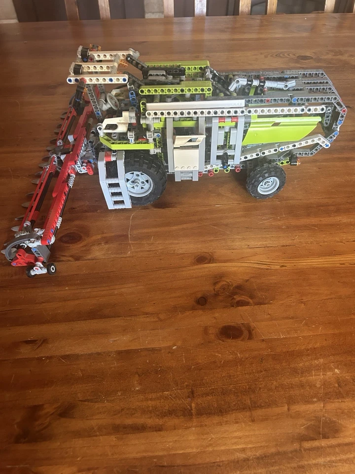 LEGO Technic 8274 Combine Harvester, foto 3 di 4