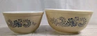 VTG Set of 2 Pyrex Homestead Nesting Mixing Bowls 402 - 1.5 Qt & 403 - 2.5 Qt.