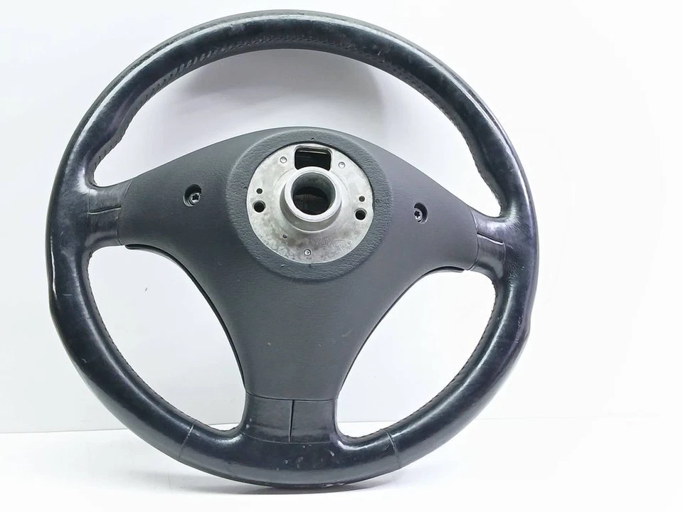 Volante Audi A4 S4 B5 8D 2000 UST131348 Foto 4 de 4