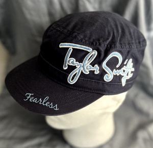 テイラースウィフト ステラマッカートニー キャップ 帽子 Hats