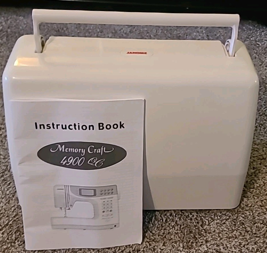 Janome Memory Craft 4900 QC Computerized Sewing & Quilting Machine