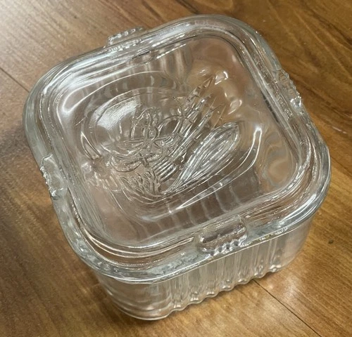 Federal Glass Small Square Refrigerator Dish & Lid w/ Vegetable Pattern Vintage