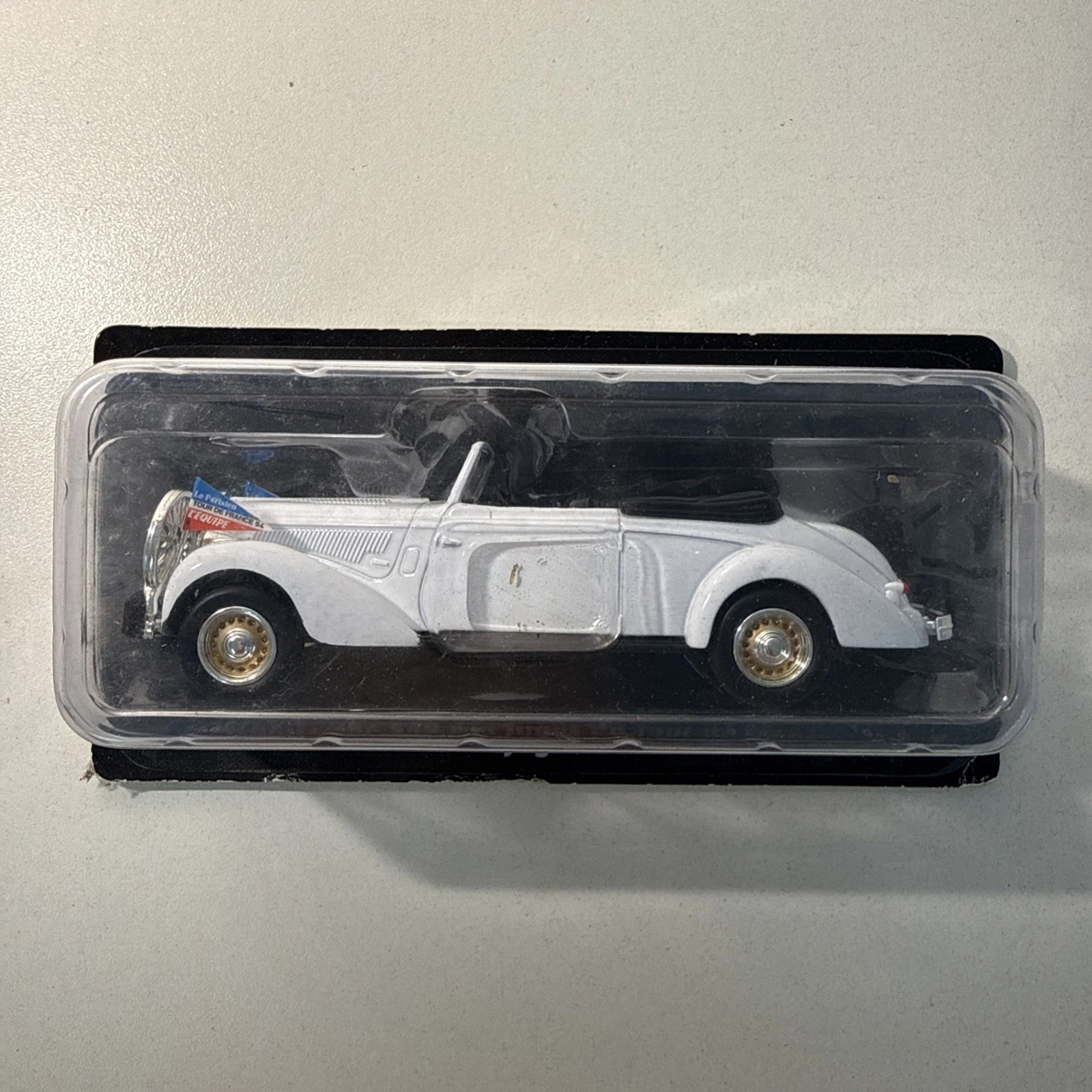 Voiture Miniature Hotchkiss 686 S49 Juges Du Tour De France 1954 Échelle 1/43