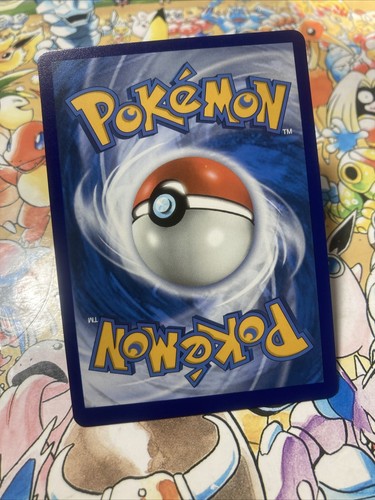 Pokémon TCG Vaporeon VMAX Evolving Skies 030/203 Holo Ultra Rare - Picture 8 of 8