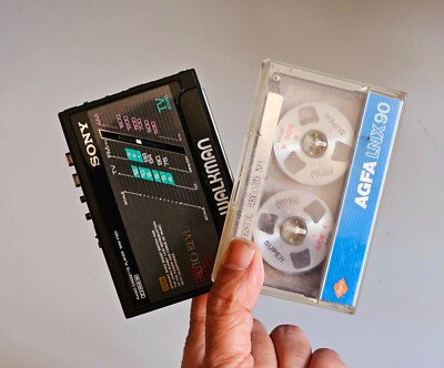 VERY RARE SONY WM-F501 WALKMAN Radio Cassette Japan Imported 1987