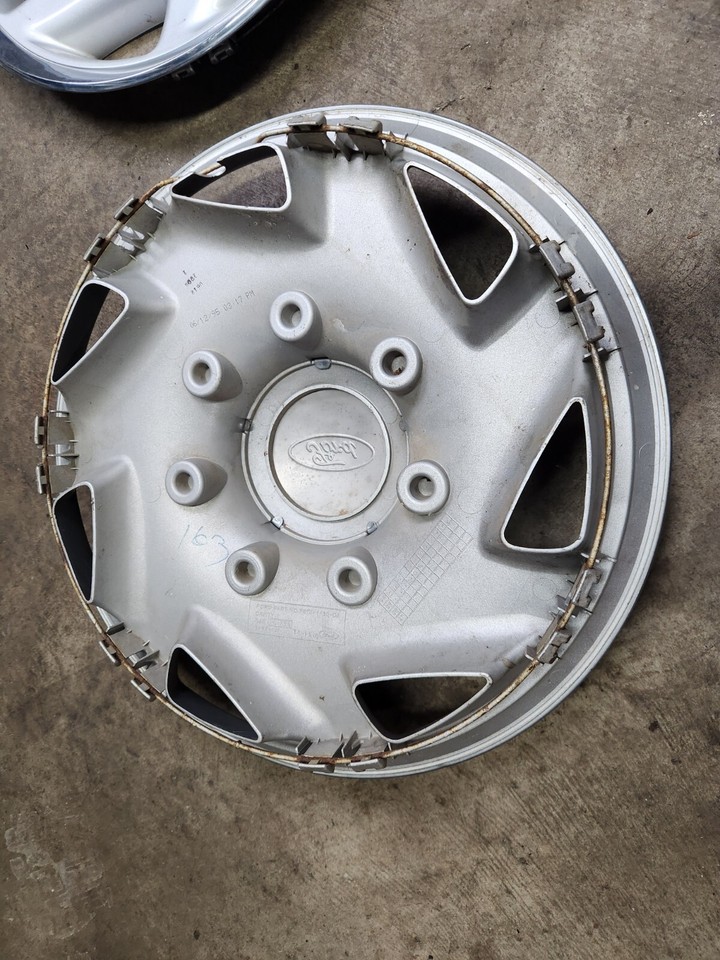 1995 2014 GENUINE FORD OEM WHEEL COVERS 16'' WHEEL COVER 4X4 TRUCK