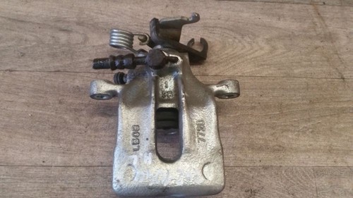 VOLVO V40 KOMBI (VW) 2.0 Bremssattel links hinten 7720 8251698