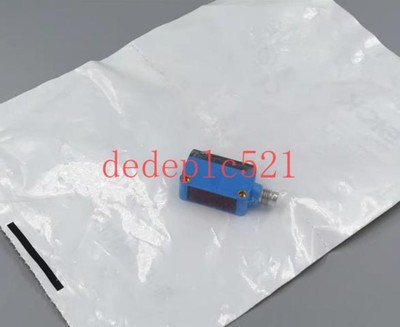 1 PCS NEW IN BOX SICK GL6-P4111 mirror reflective photoelectric sensor