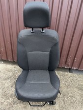 Mercedes-Benz Citan W415 2018 Vorne rechts Beifahrersitz L0406390 EUP4712 Mercedes-Benz Citan W415 2018 Vorne rechts Beifahrersitz L0406390 EUP4712