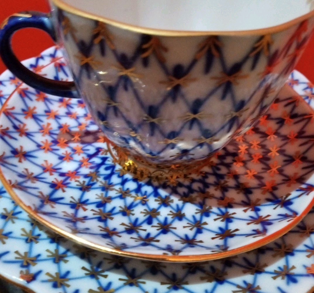Vtg Lomonosov Russia Porcelain Cobalt Net Tulip Tea cup Saucer Dessert Plate 3pc