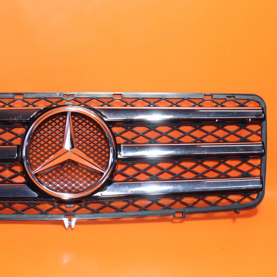 ОРИГИНАЛЬНАЯ РЕШЕТКА РАДИАТОРА MERCEDES BENZ G550 2013 2014 2015 2016 2017 A4638880223 - Изображение 3 из 4