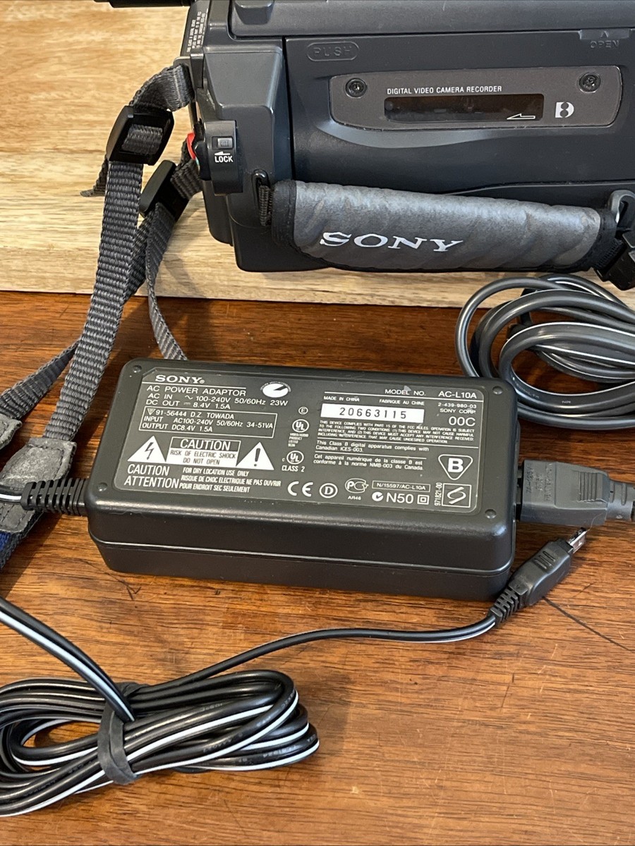 Sony DCR-TRV520 Digital8 HI8 8mm Video8 Camcorder VCR Player Video