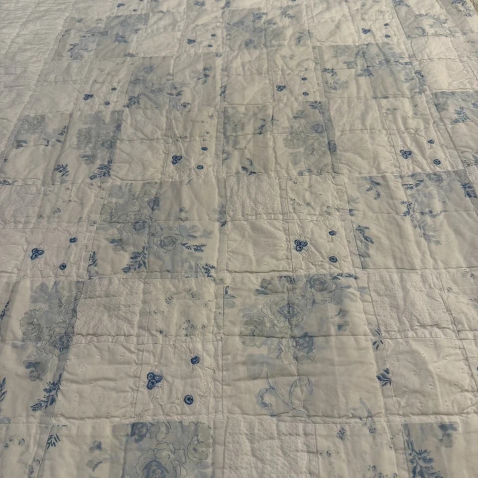 Vintage Simply Shabby Chic Blue Rose  Patchwork Quilt F/Q Ruffle Rachel Ashwell - Image 4 of 4