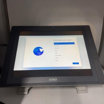 Wacom Cintiq21ux DTZ-2100c/g 21.3-inch Interactive Pen Display DTZ-2100C
