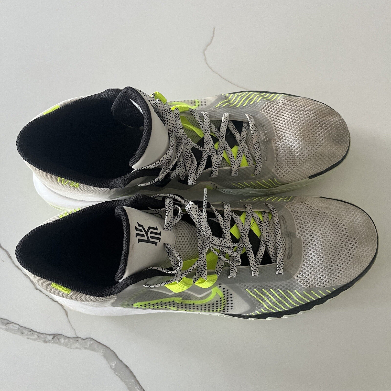 Kyrie Flytrap 5 Size 13 - image 2