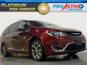 2017 Chrysler Pacifica Limited | 3.6L V6 | 7 Pass | DVD | Stow n' Go | Safety Pkg