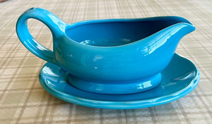 Ciroa Stoneware Gravy Boat & Under Plate, Turquoise