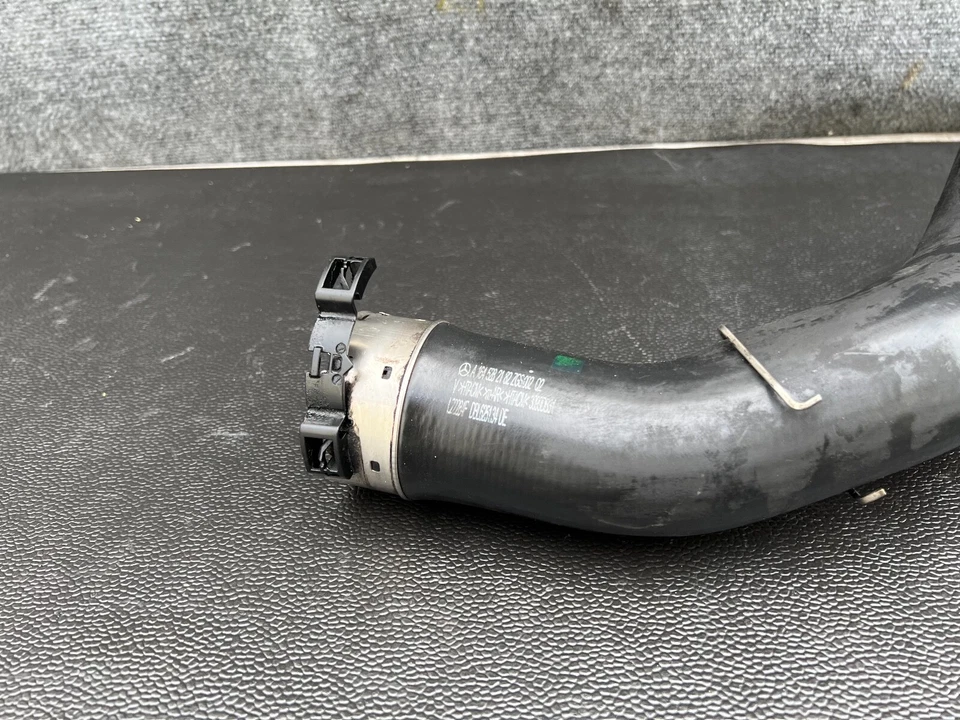 Оригинальная труба интеркулера турбокомпрессора Mercedes W164 X164 Gl350 Gl320 Ml350 - Изображение 2 из 4