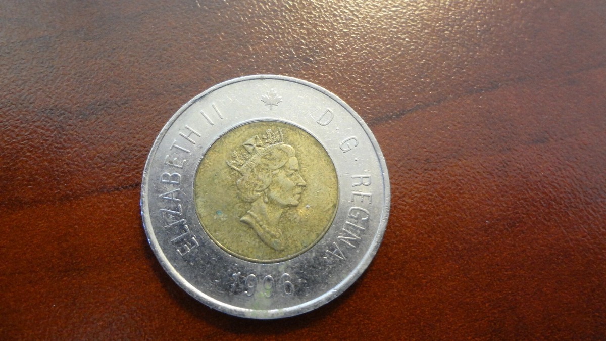 2 DOLLAR CNADIAN COIN 1996 ELIZABETH II D G REGINA | eBay